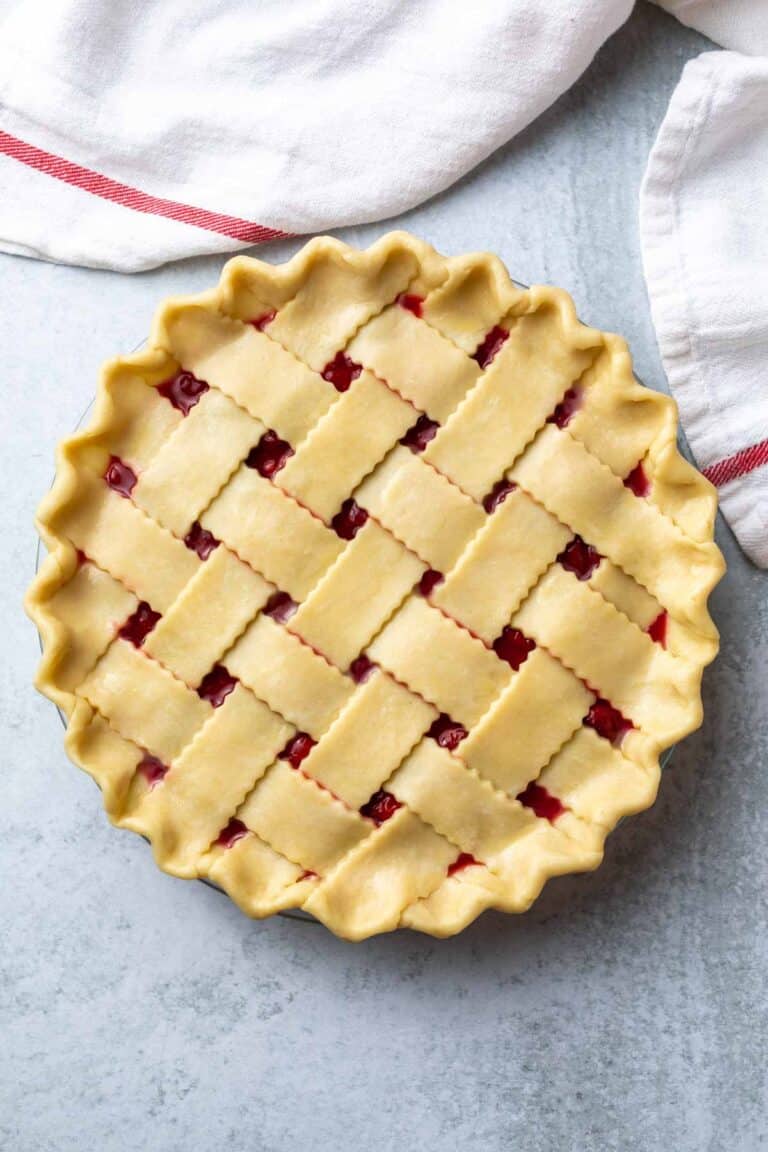 unbaked cherry pie