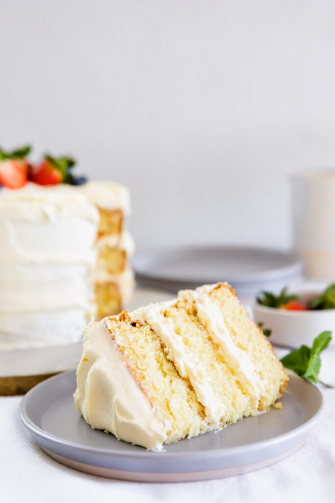 vanilla cake slice