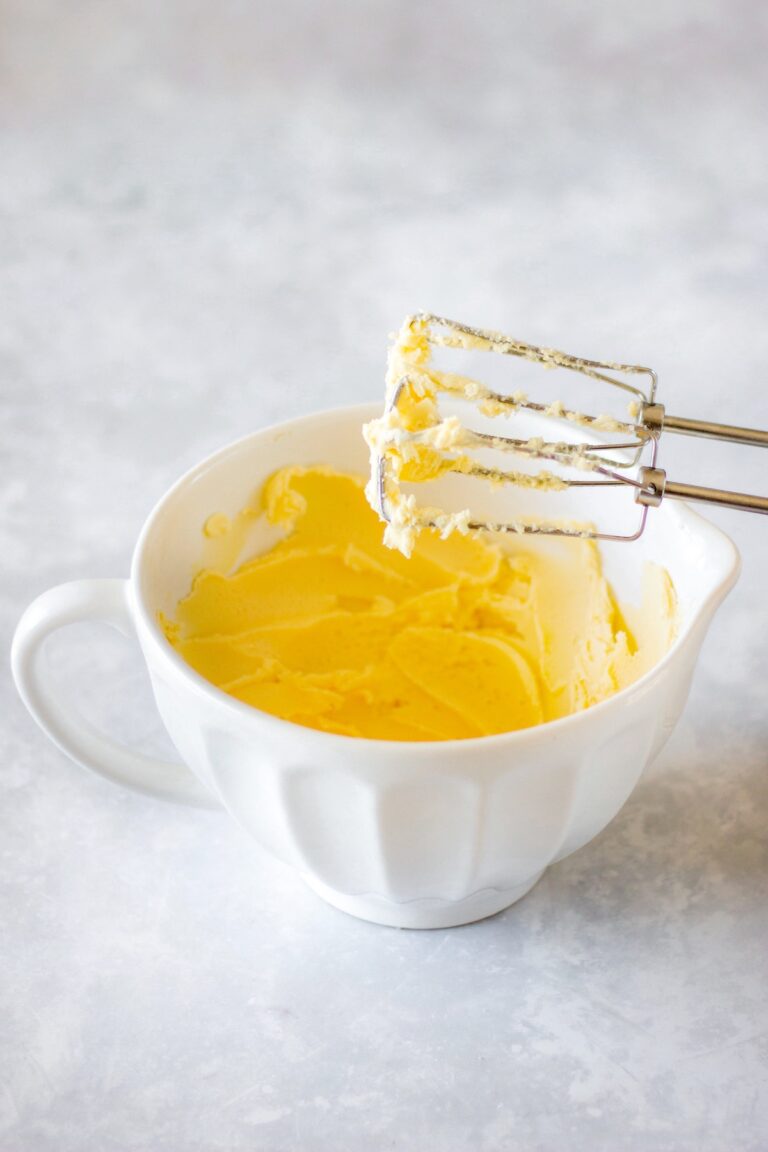 hand mixer in frosting