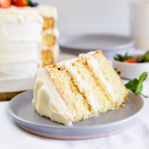 vanilla cake slice