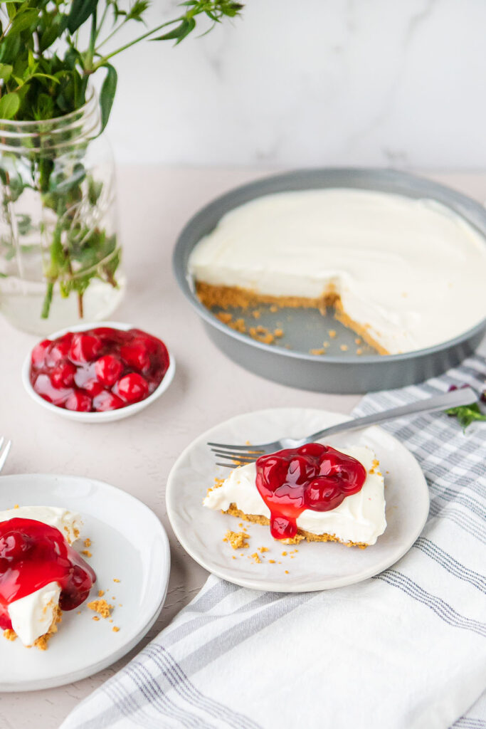 finished no bake cheesecake with cherry filling